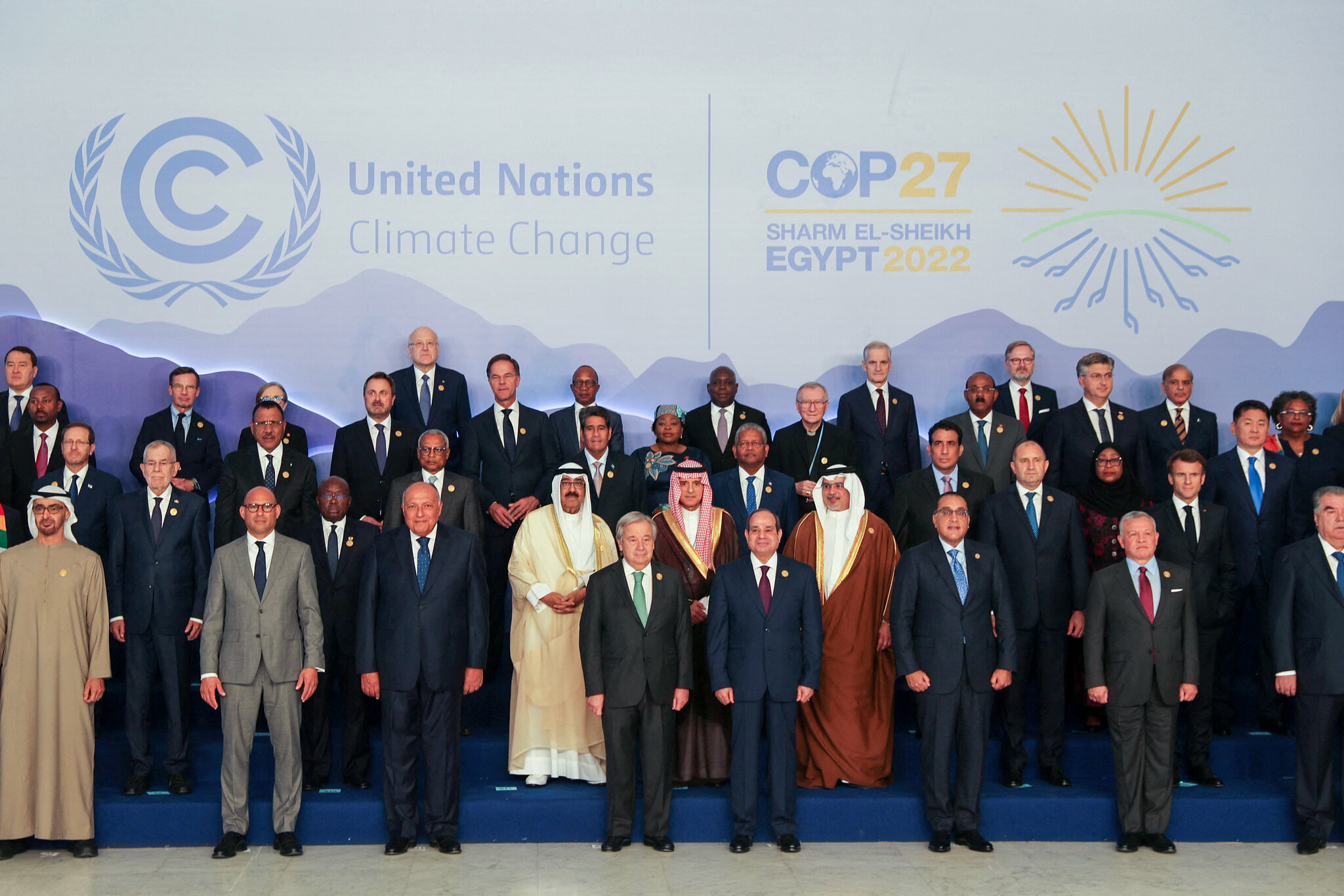 World Leaders Convene for Emergency Climate Summit